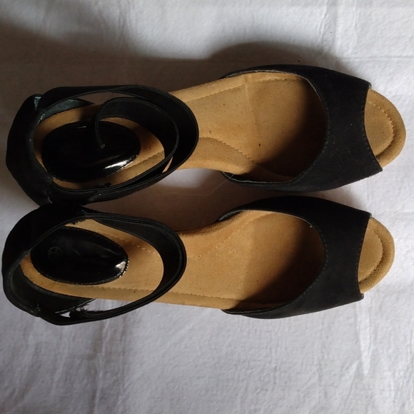 Giani Bernini Shoes - Giani Bernini Black Open-Toe Espadrille Wedge Sandals